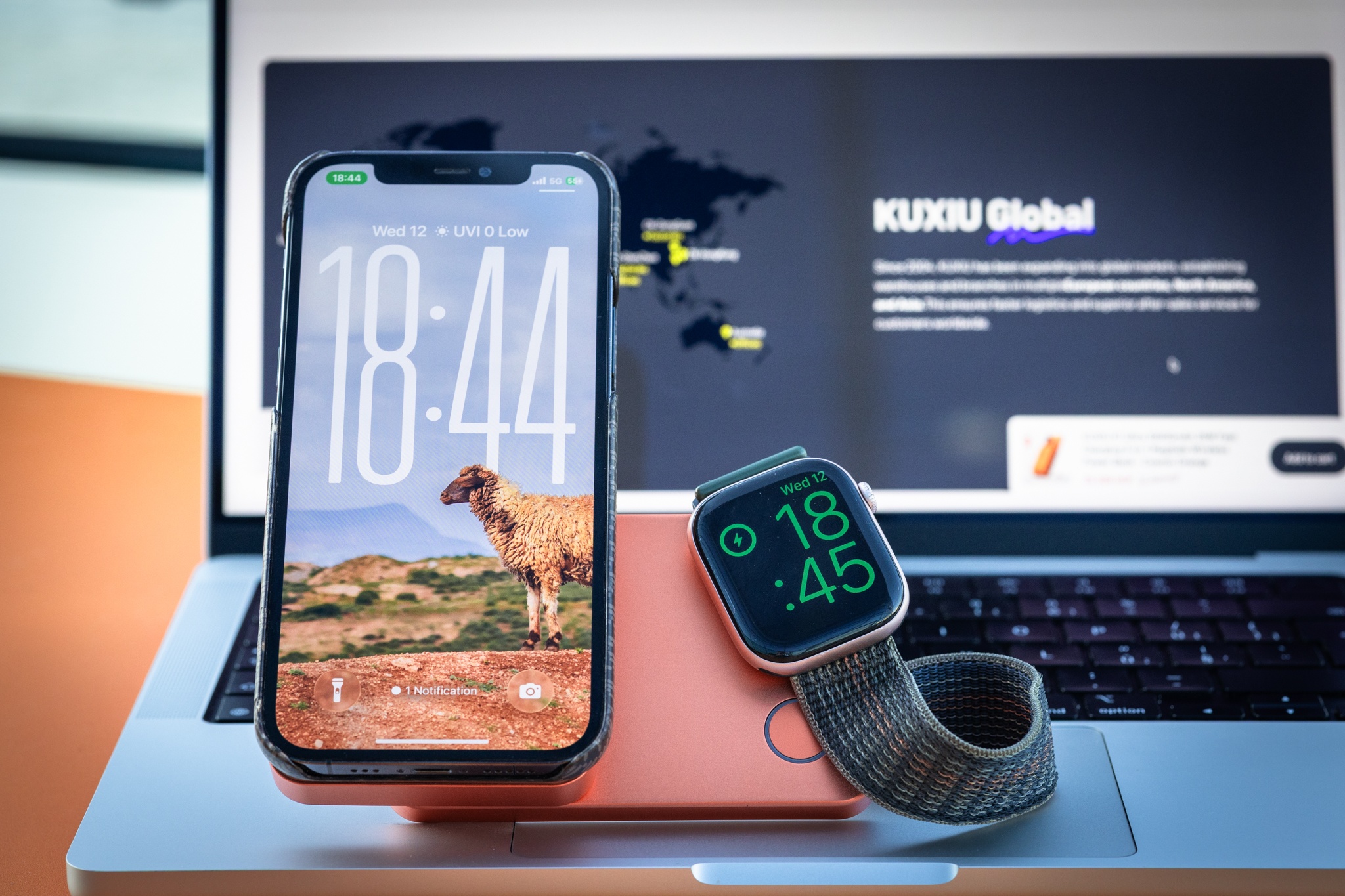 KUXIU K1 Ultra 10,000mAh photographed during testing